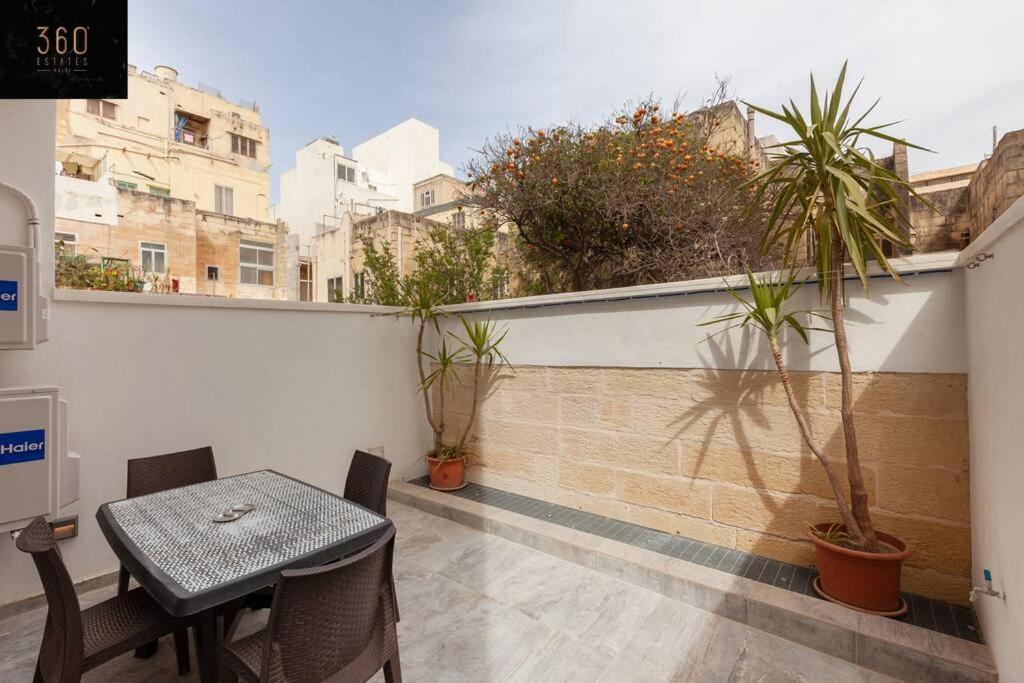 Comfy Apt With Terrace, 5 Mins To Sliema Ferries By 360 Estates Gzira Экстерьер фото